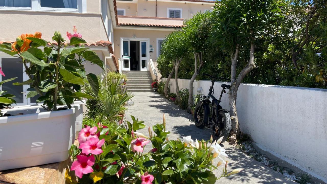 Hotel L'Ogliera Pomonte Bagian luar foto